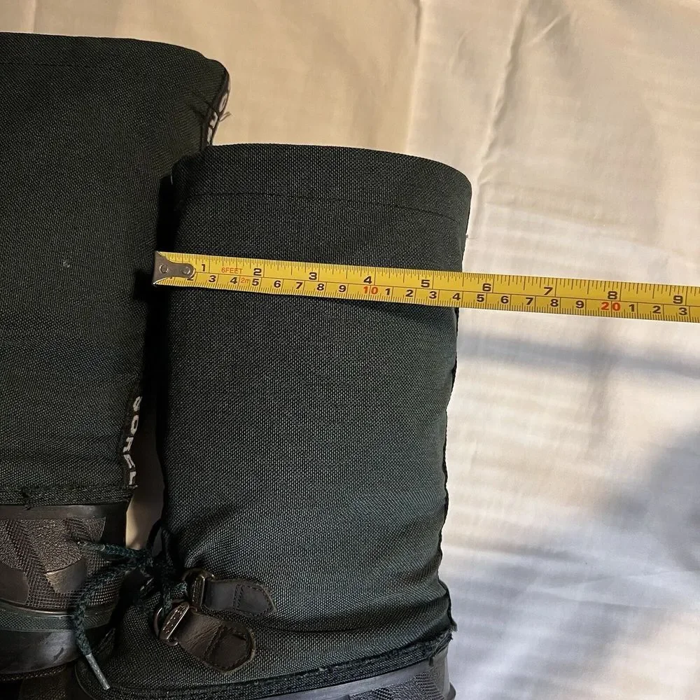 Sorel Lined Winter Snow‎ Boots youth Size 6 Green Liners Lace Front